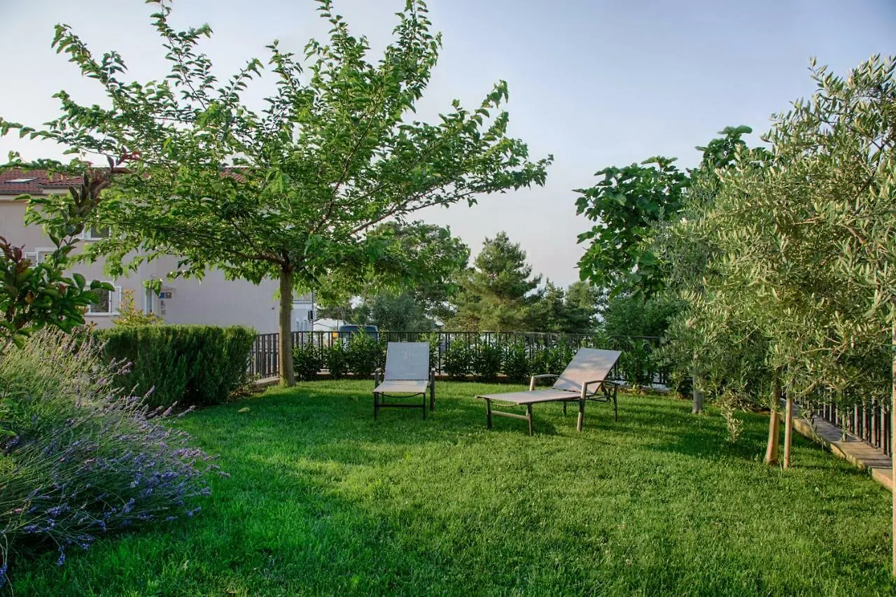 Apartment Rova Malinska 0*,  Croatia